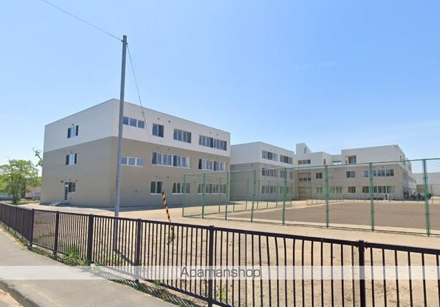 中学校　青翔中学校（中学校）まで2047m