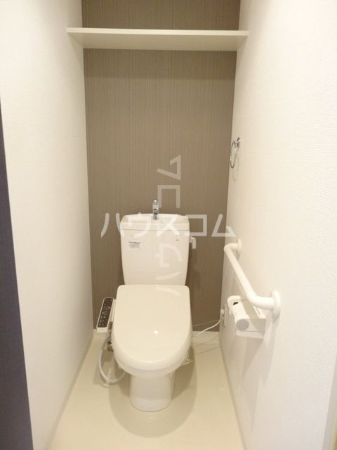 地下鉄鶴舞線 上小田井駅 徒歩4分 5階建 築17年のトイレ写真