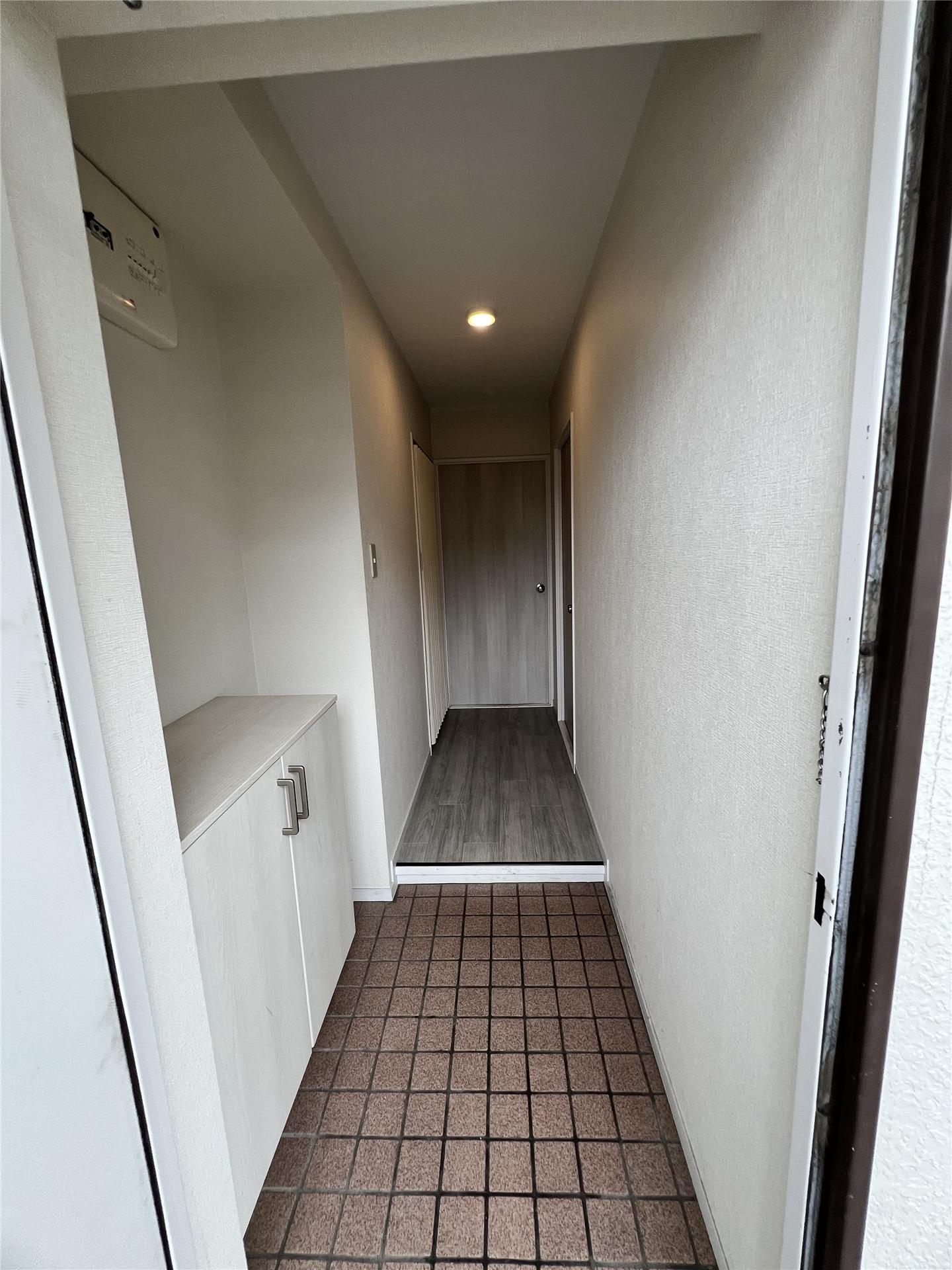 志幸76MANDARIN成増の玄関写真