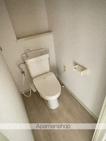 地下鉄鶴舞線 上小田井駅 徒歩8分 4階建 築37年のトイレ写真