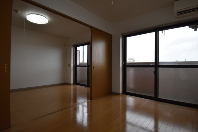 その他部屋・スペース　※同間取の別部屋の写真です