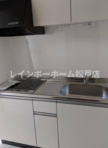 キッチン　コンパクトなキッチンで掃除もラクラク