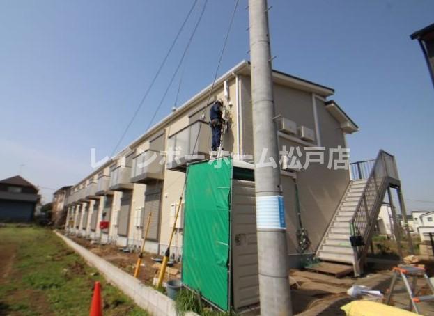 建物外観　落ち着いた雰囲気の外観です