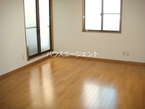 その他部屋・スペース　9帖の洋室です☆