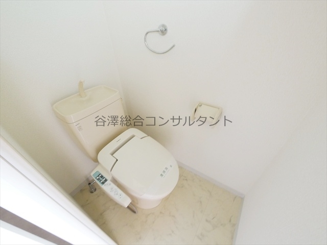 トイレ　温水洗浄便座