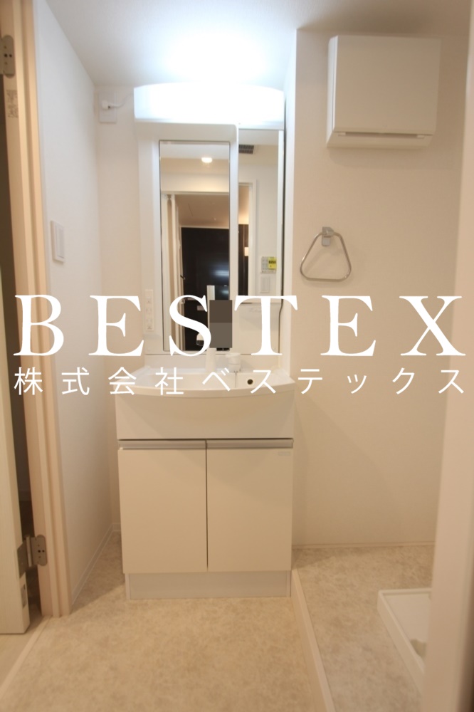 洗面設備　※同建物内・別タイプの参考写真です。