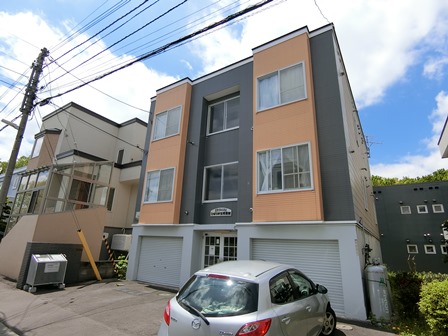 地下鉄東西線 新さっぽろ駅 徒歩12分 築32年