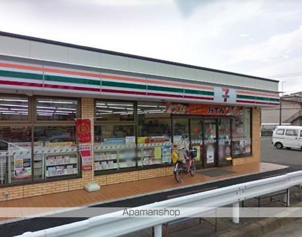 コンビニ　セブンイレブン（コンビニ）まで345m