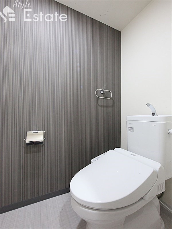 地下鉄桜通線 太閤通駅 徒歩1分 14階建 築6年のトイレ写真