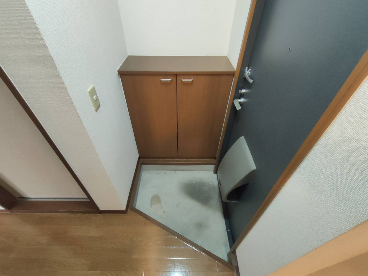 シャーメゾンリバーエフA棟の玄関写真