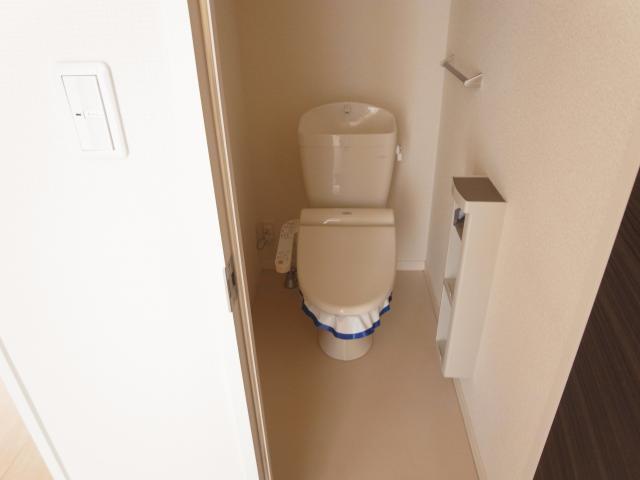 プラン・ド・エスト B棟のトイレ写真