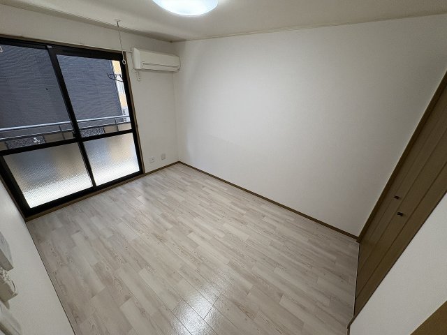 居室・リビング　使いやすい居間です