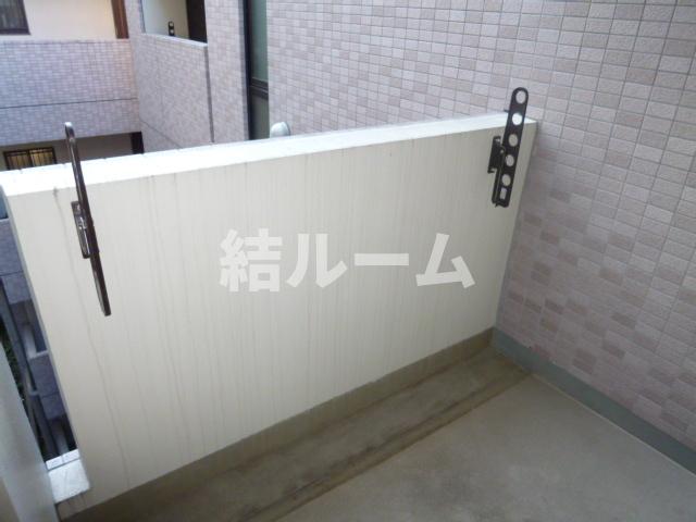 都営三田線 板橋区役所前駅 徒歩2分 5階建 築26年の内装写真