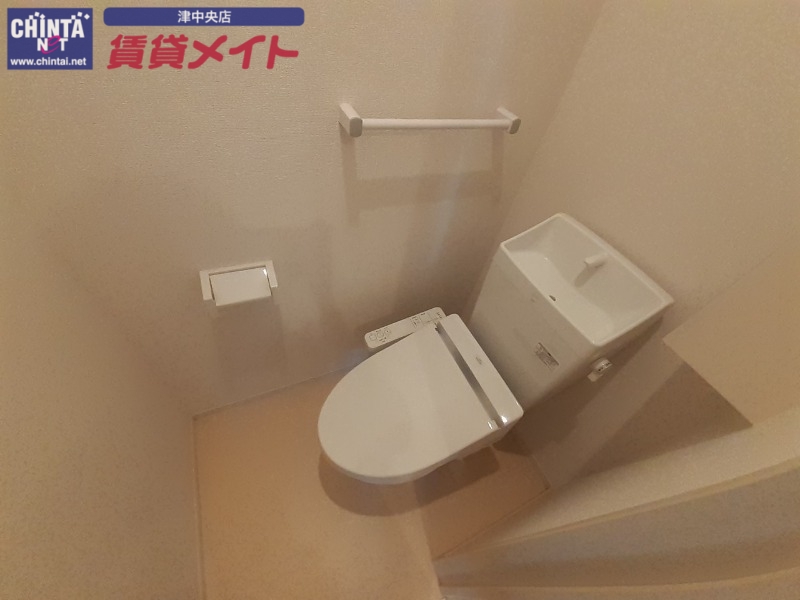 エクセレント ヴィレッジのトイレ写真
