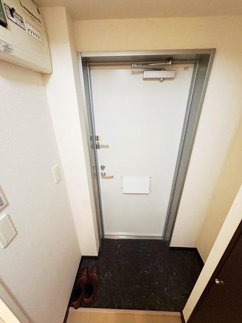 玄関　別部屋同仕様タイプ