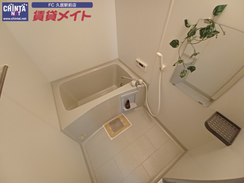 バス・シャワールーム　同型参考写真