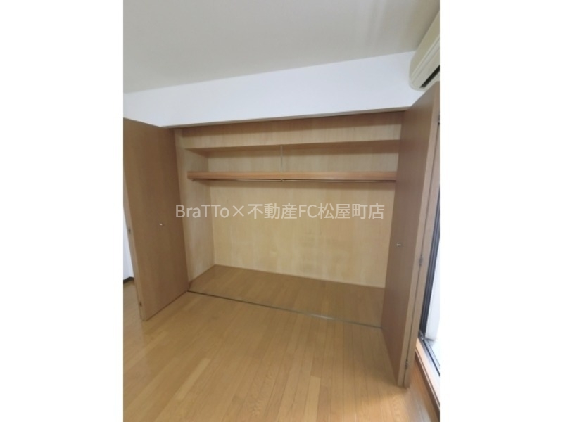 地下鉄谷町線 谷町四丁目駅 徒歩1分 10階建 築26年の内装写真