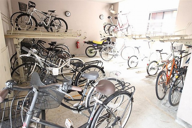 駐車場　駐輪場
