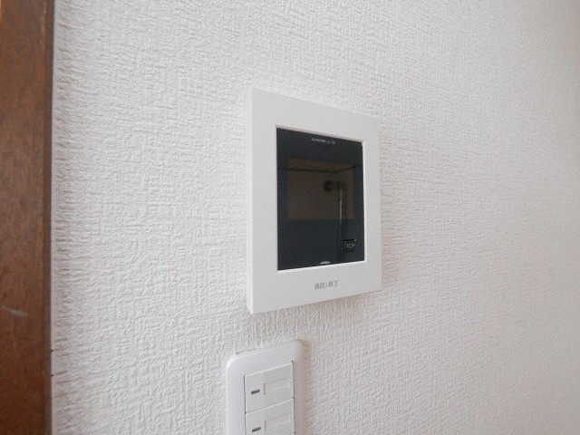 セキュリティ　防犯面に配慮したＴＶモニターホン付きです！