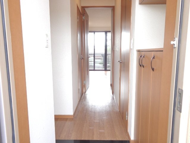 玄関　廊下