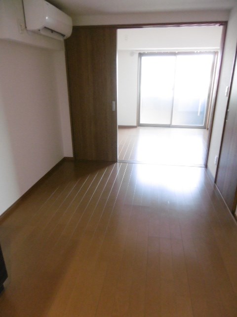 居室・リビング　別号室の参考写真です