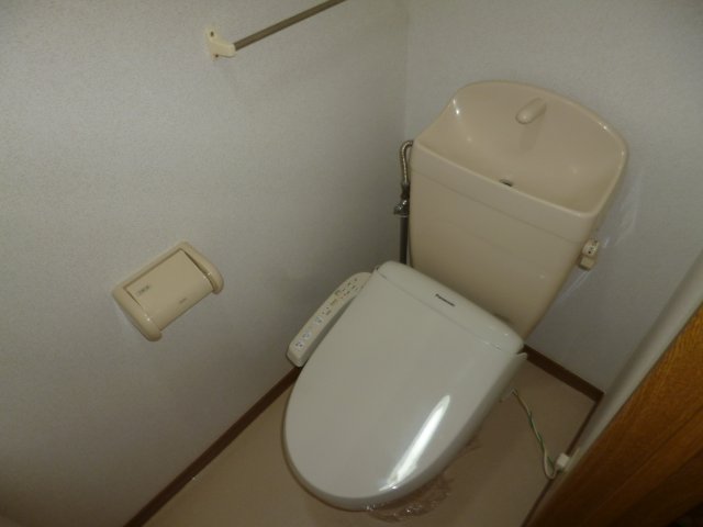 トイレ　ウォシュレット