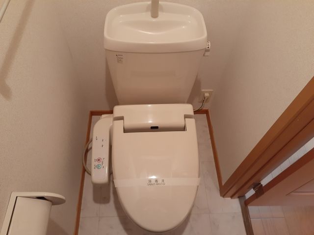 【トレフル　Ｂのトイレ】