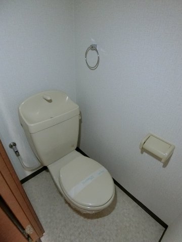 【フジパレスピーノのトイレ】