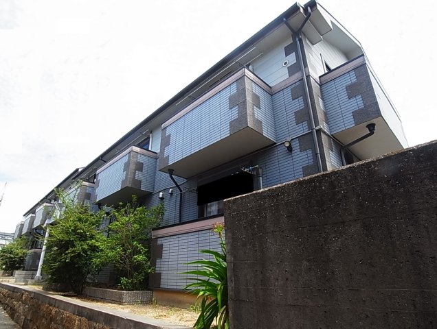 神戸市垂水区海岸通のアパートの建物外観