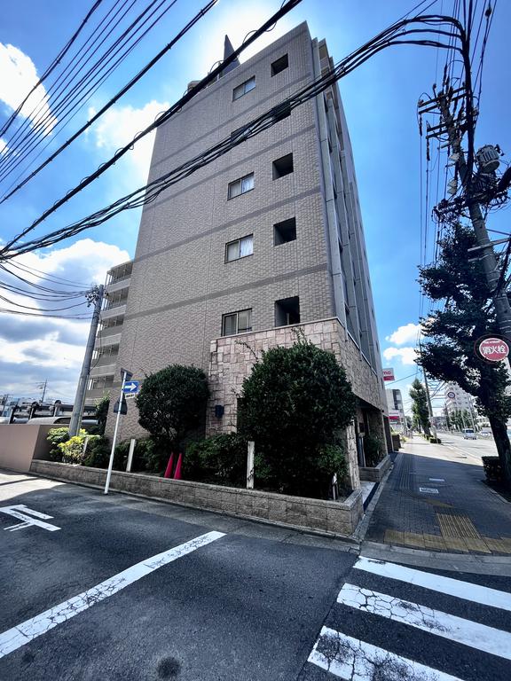 名古屋市中村区鳥居通のマンションの建物外観