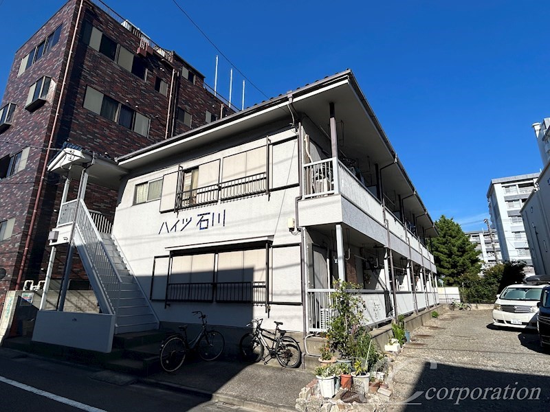 江戸川区新堀のアパートの建物外観