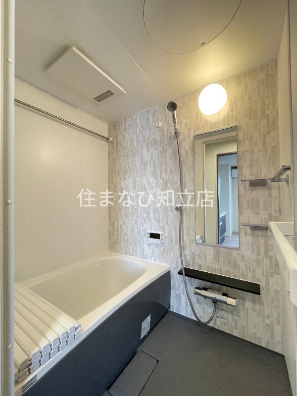 バス・シャワールーム　同型別部屋写真