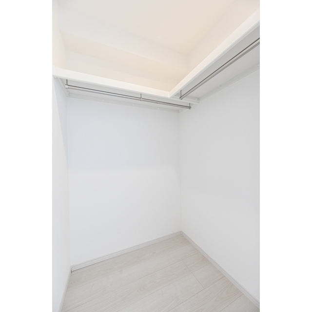 収納　ウォークインクローゼット