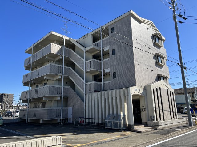 建物外観　外観は落ち着いています