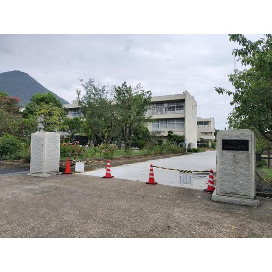 小学校　坂城町立村上小学校（小学校）まで1320m