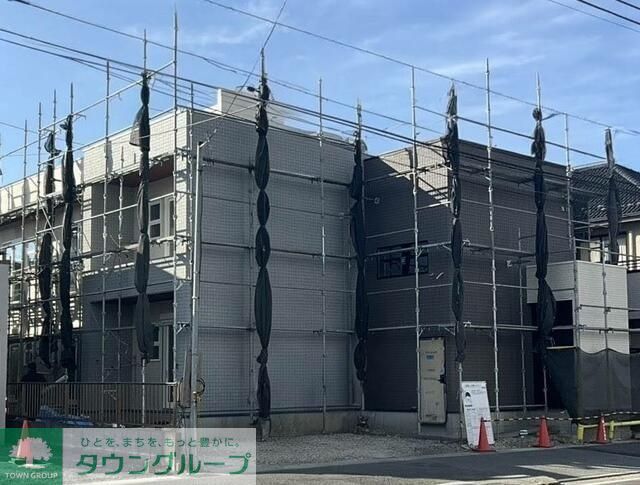 【春日部市八木崎町のアパートの建物外観】