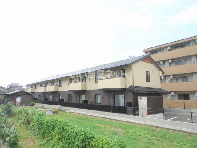 【D-room土居田の建物外観】