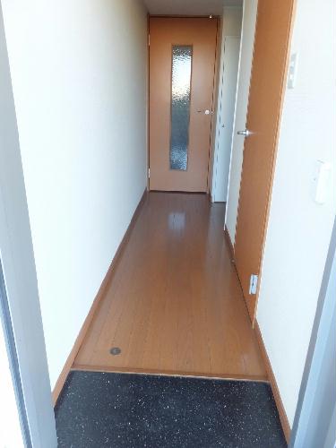 玄関　※１Ｆ玄関風景となります。