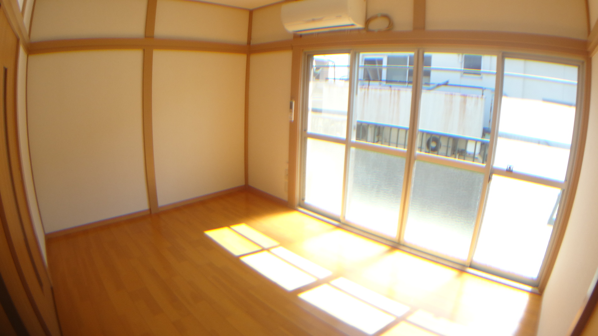 緑荘の居間写真