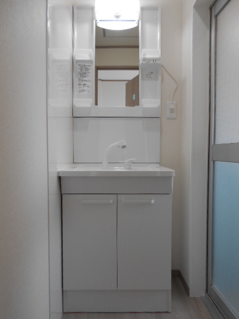 洗面設備　洗髪洗面化粧台