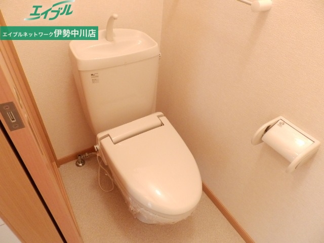 トイレ　別部屋参考写真です