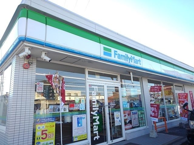 コンビニ　ファミリーマート四日市青葉町店（コンビニ）まで450m
