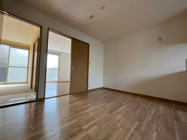 居室・リビング　フローリング♪