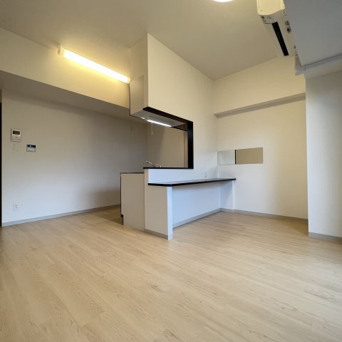 居室・リビング　同仕様タイプです