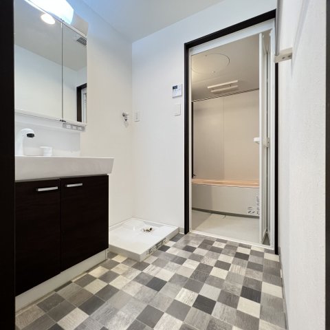 洗面設備　同仕様タイプです