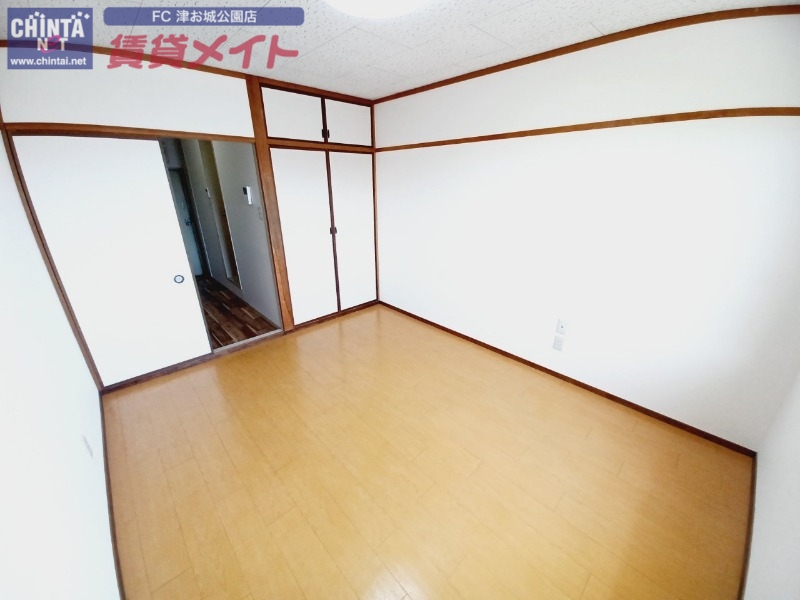 居室・リビング　同型参考写真