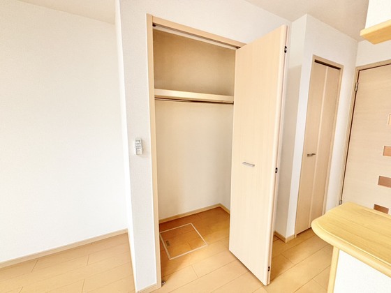 収納　クローゼット