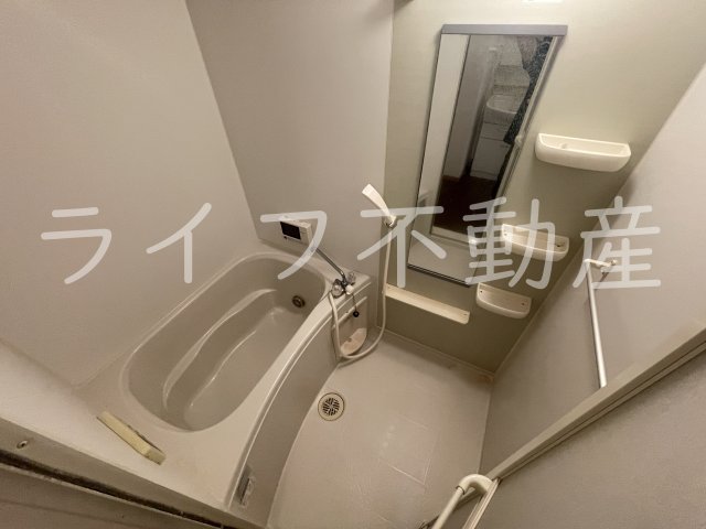 バス・シャワールーム　お風呂です
