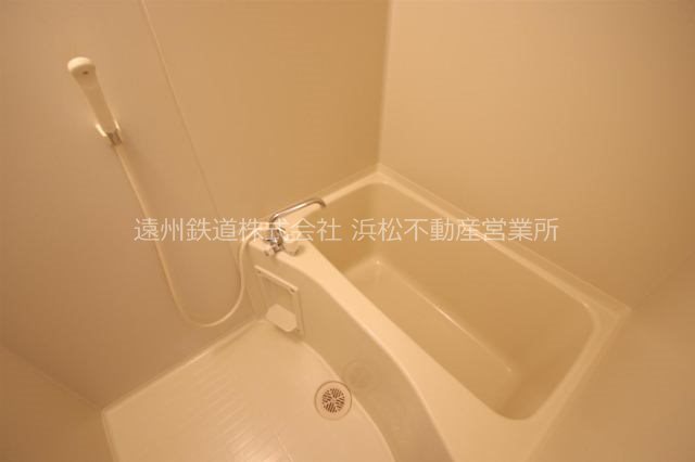 バス・シャワールーム　実際と異なる場合は現況優先です。