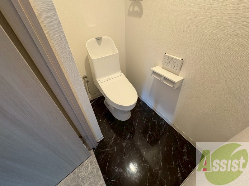 トイレ　トイレです。ウォシュレット付を探している方、おすすめです！
